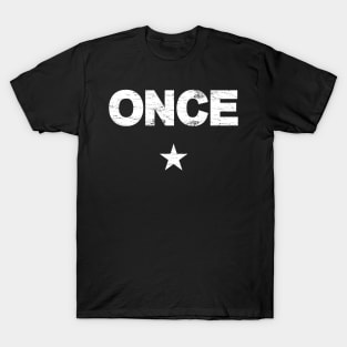 TWICE Minimalist Star Retro T-Shirt T-Shirt